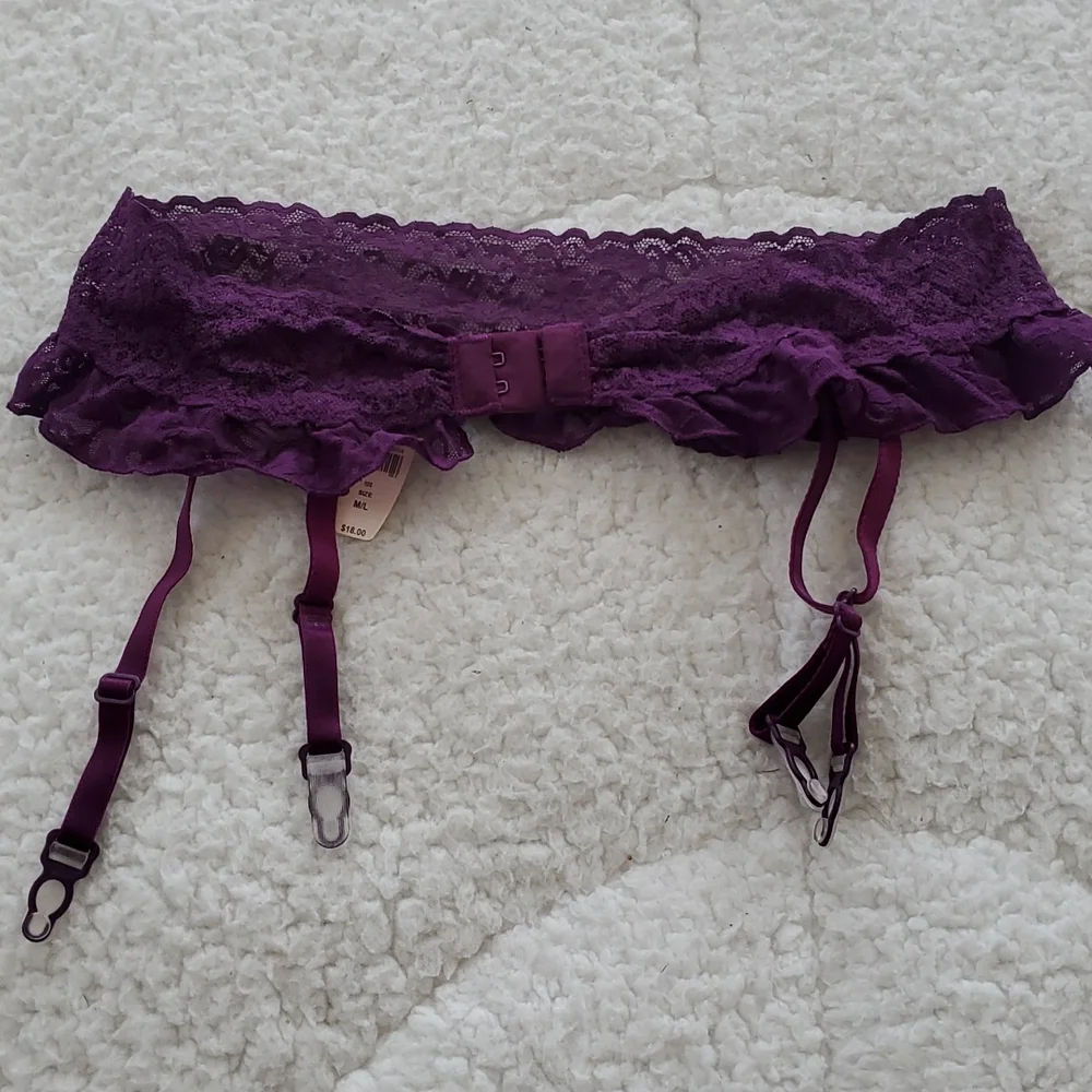 Victoria's Secret Purple/Fushia Garter Belt Bundle - Picture 13 of 17
